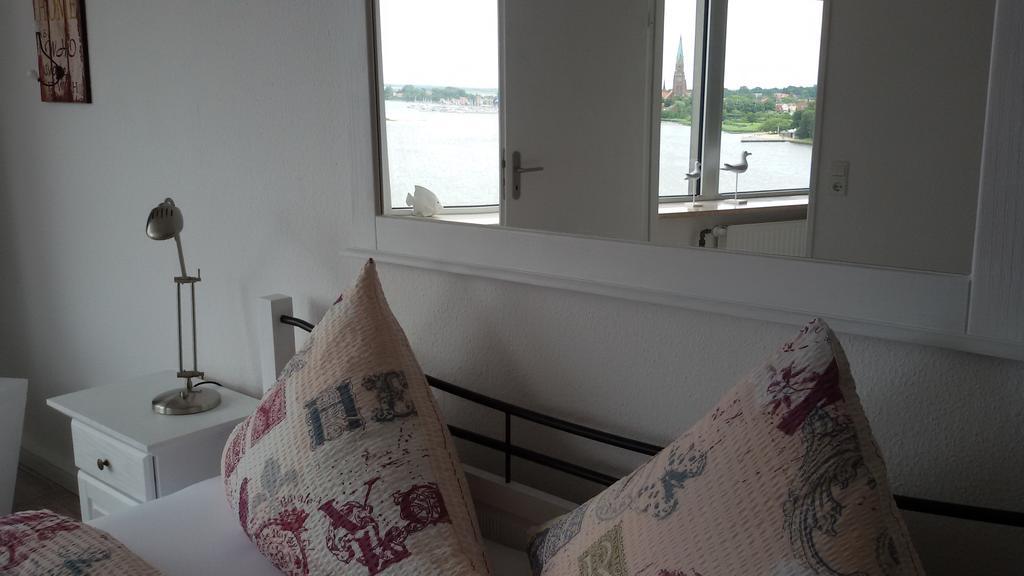 Ostseefjord-Schlei-Blick Im Wikingturm Schleswig Eksteriør bilde