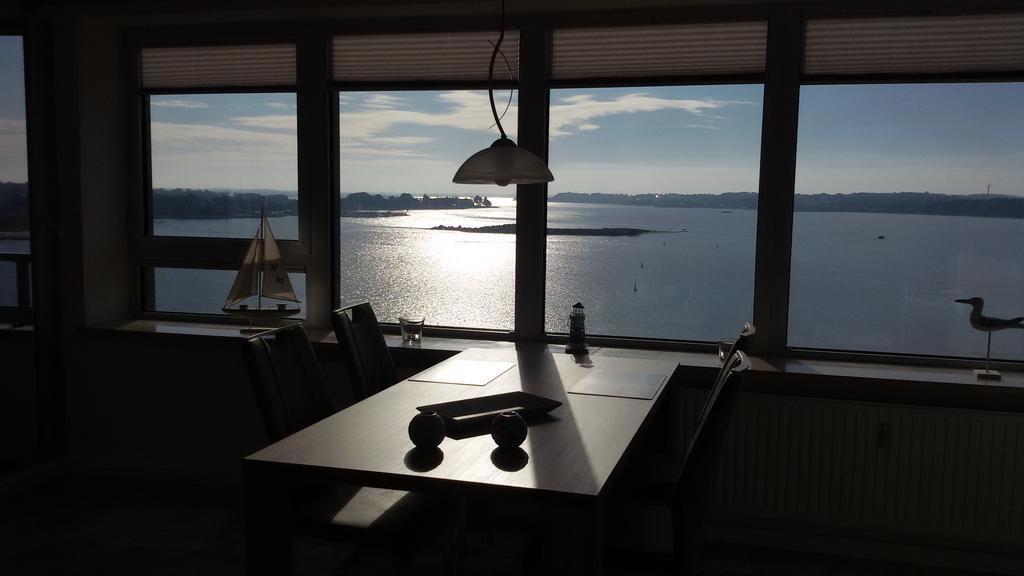 Ostseefjord-Schlei-Blick Im Wikingturm Schleswig Eksteriør bilde